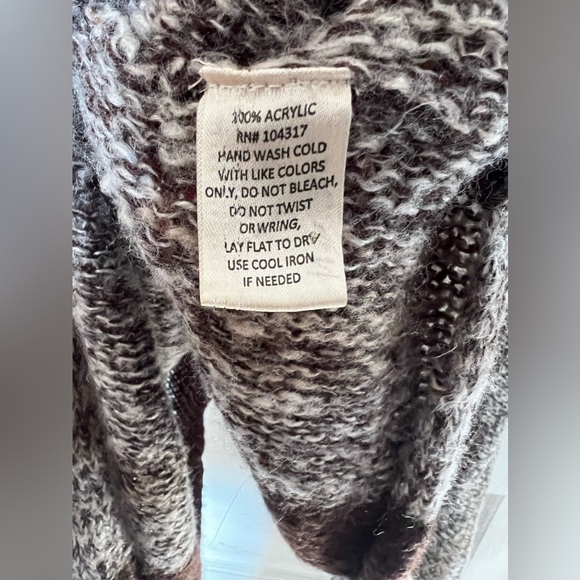 I’m In Love With Derek long brown & tan open-front sweater GUC - Picture 5 of 5